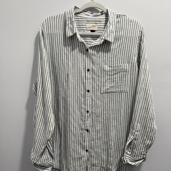 Universal Thread White Gray Stripe Button Shirt - Picture 1 of 3